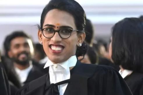 पद्मा लक्ष्मी बनी केरल की पहली ट्रांसजेंडर वकील, कौन है पद्मा लक्ष्मी? जानिए